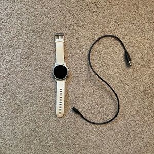 Garmin fenix 5S, white